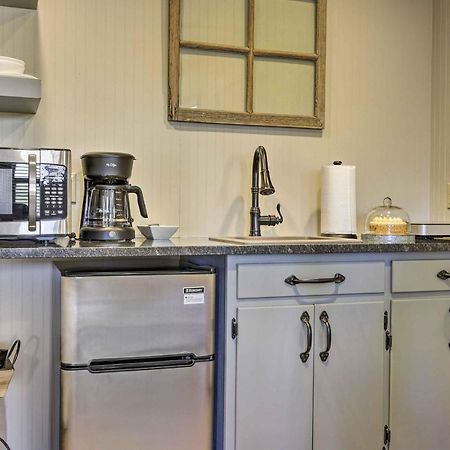 Cozy Fredericksburg Studio Near Wineries! エクステリア 写真